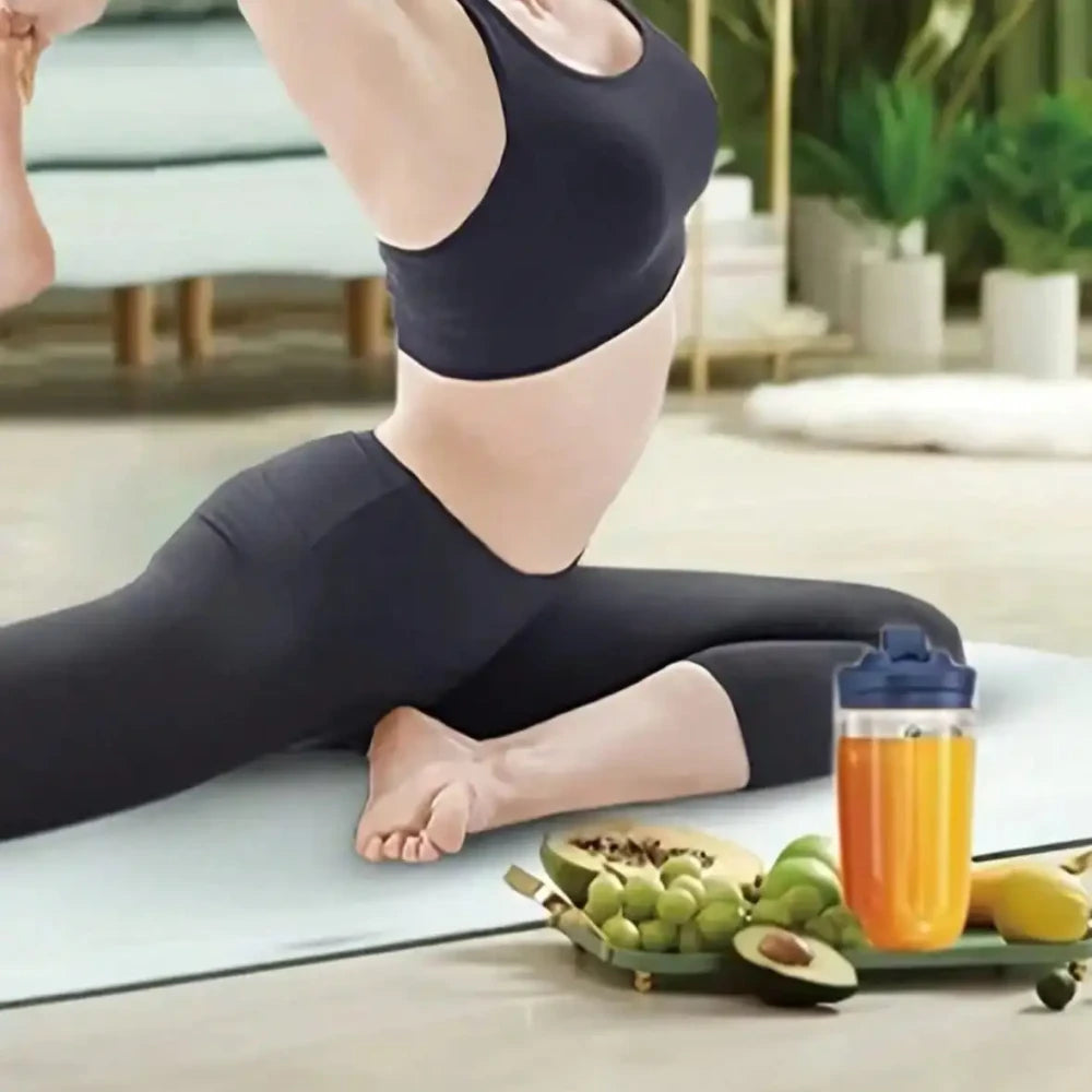 Compact Rechargeable Juicer